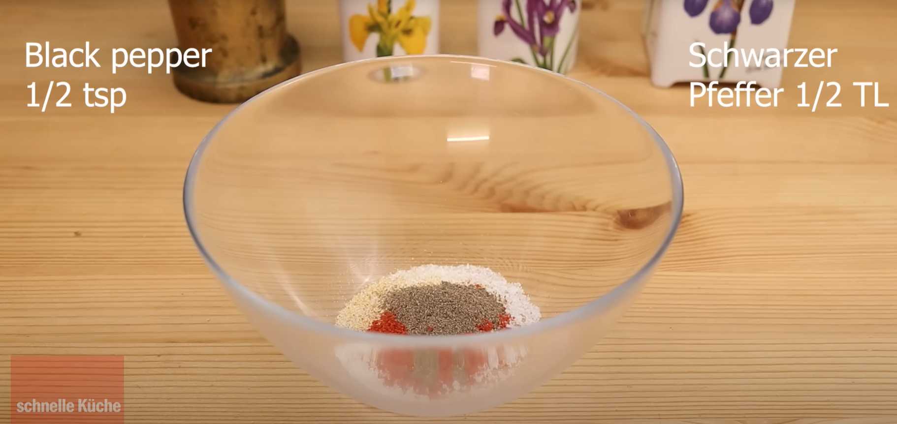 Куриные ножки в сковороде с яйцом и помидорами-Шаг 4
