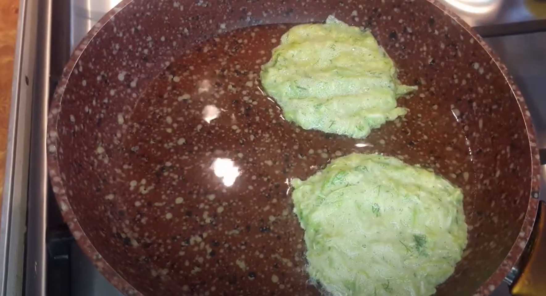 Оладьи из кабачков с рисовой мукой-Шаг 6