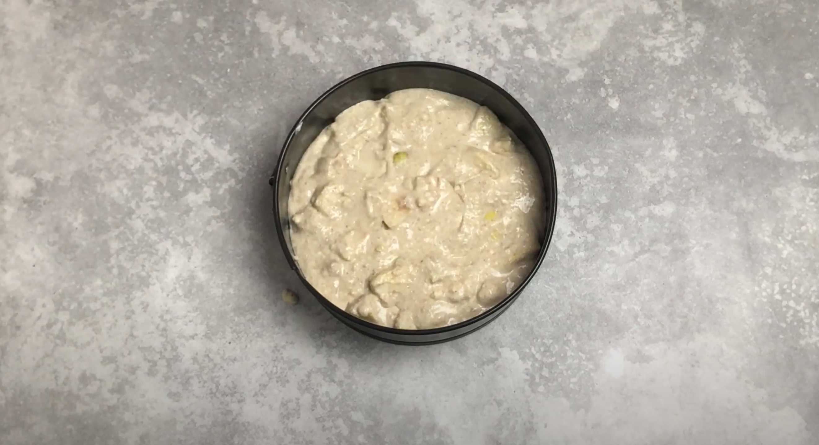 ПП шарлотка с яблоками и творогом без сахара-Шаг 6