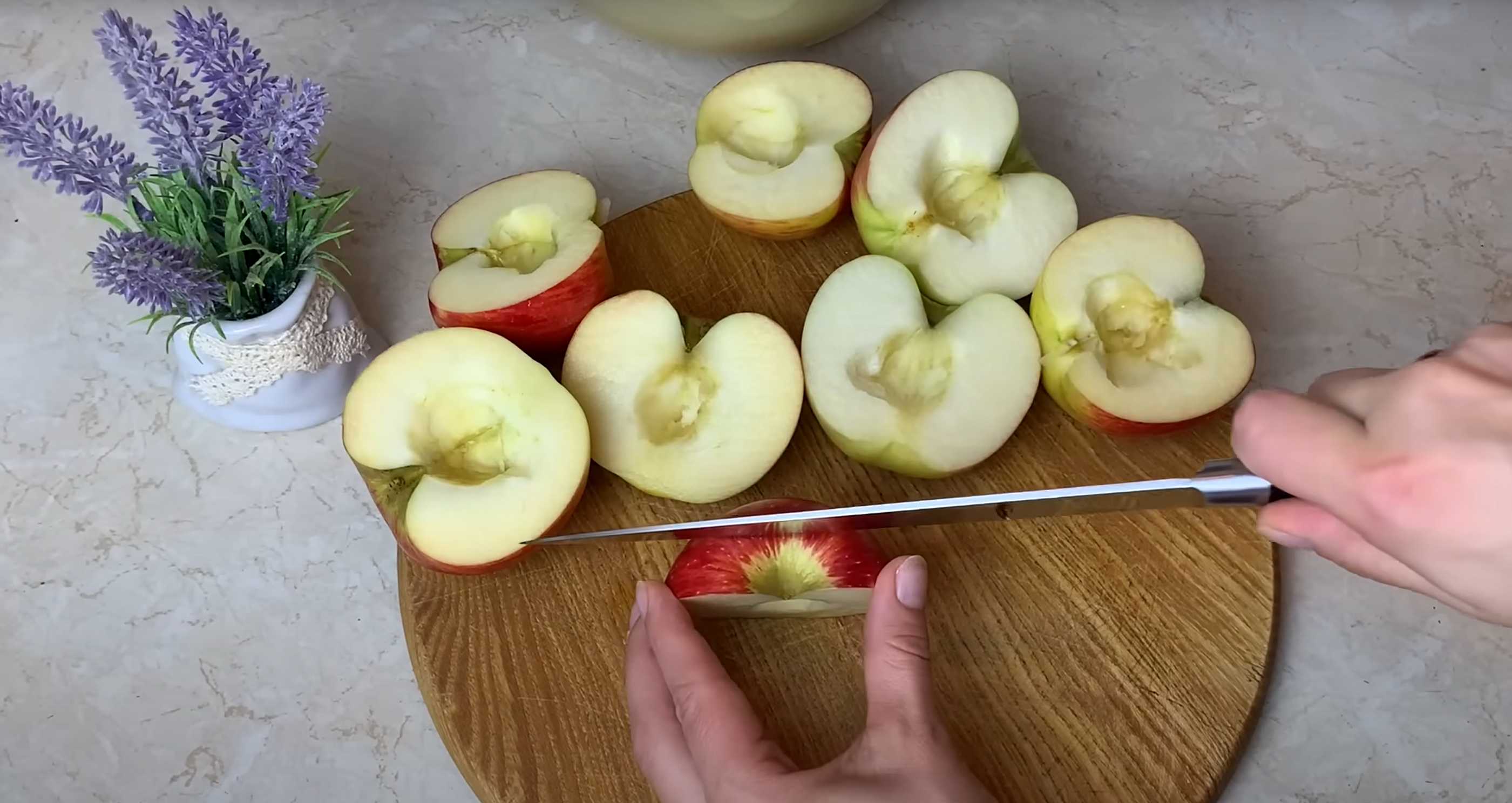 Заливная шарлотка с яблоками-Шаг 4