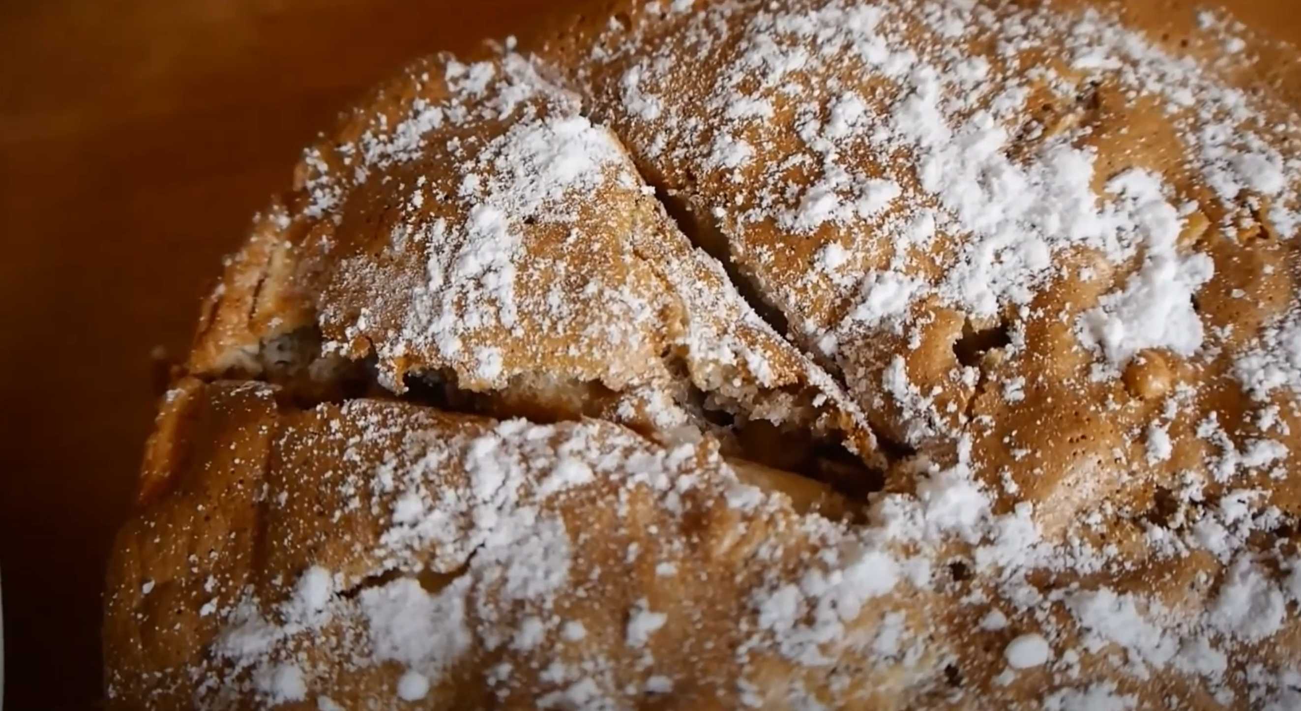Шарлотка с яблоками и бананами-Шаг 8