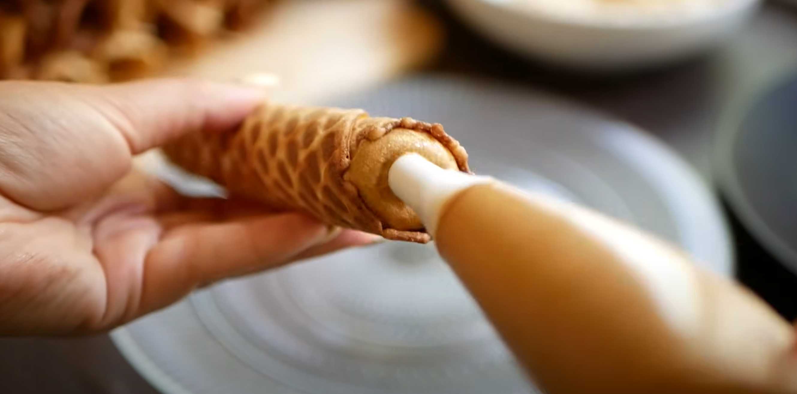 Вафельные трубочки со сгущенкой-Шаг 8