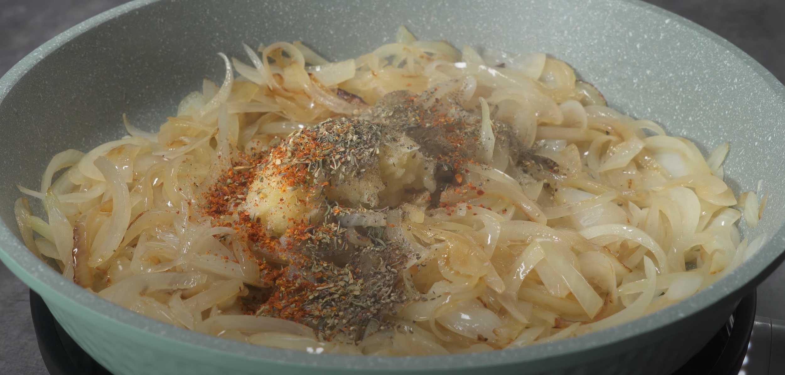 Свиные ребрышки в луковом соусе-Шаг 3