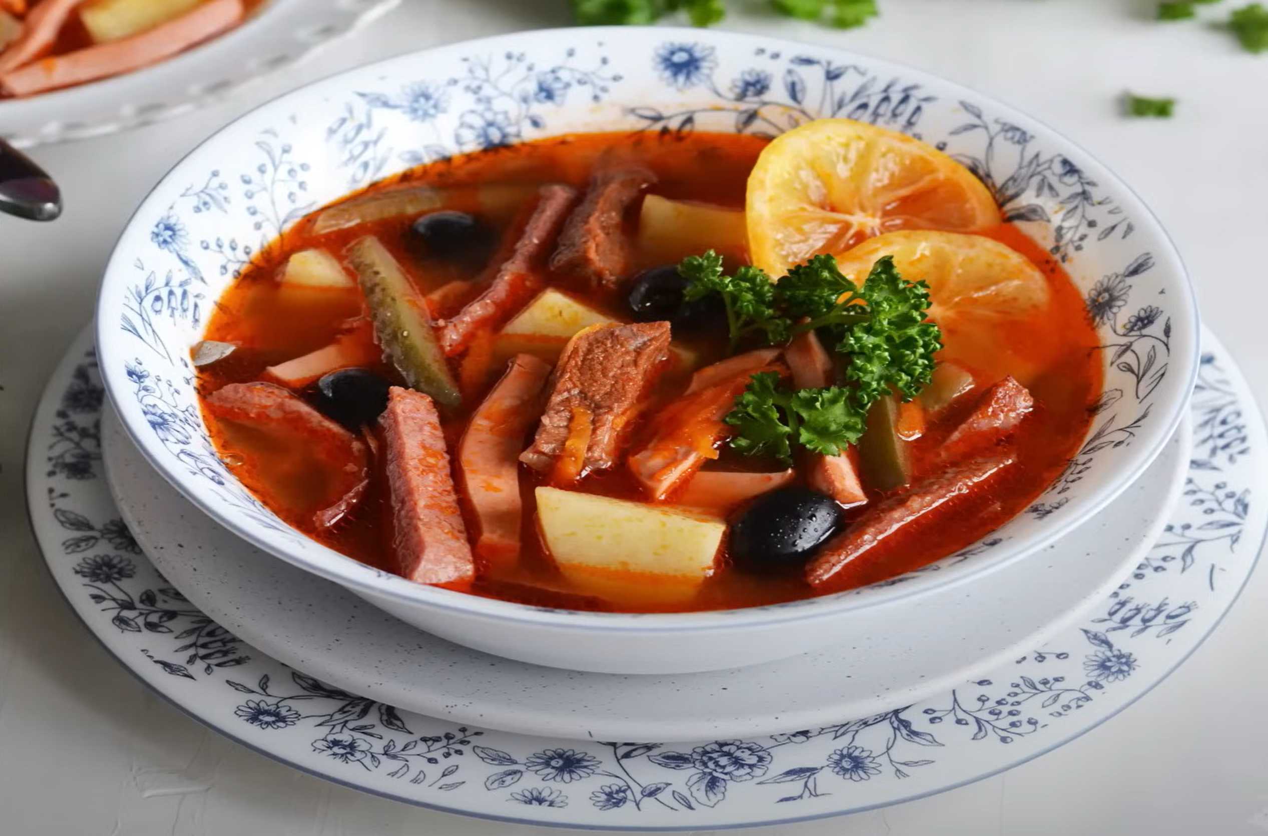 Классическая солянка с картошкой-Шаг 10