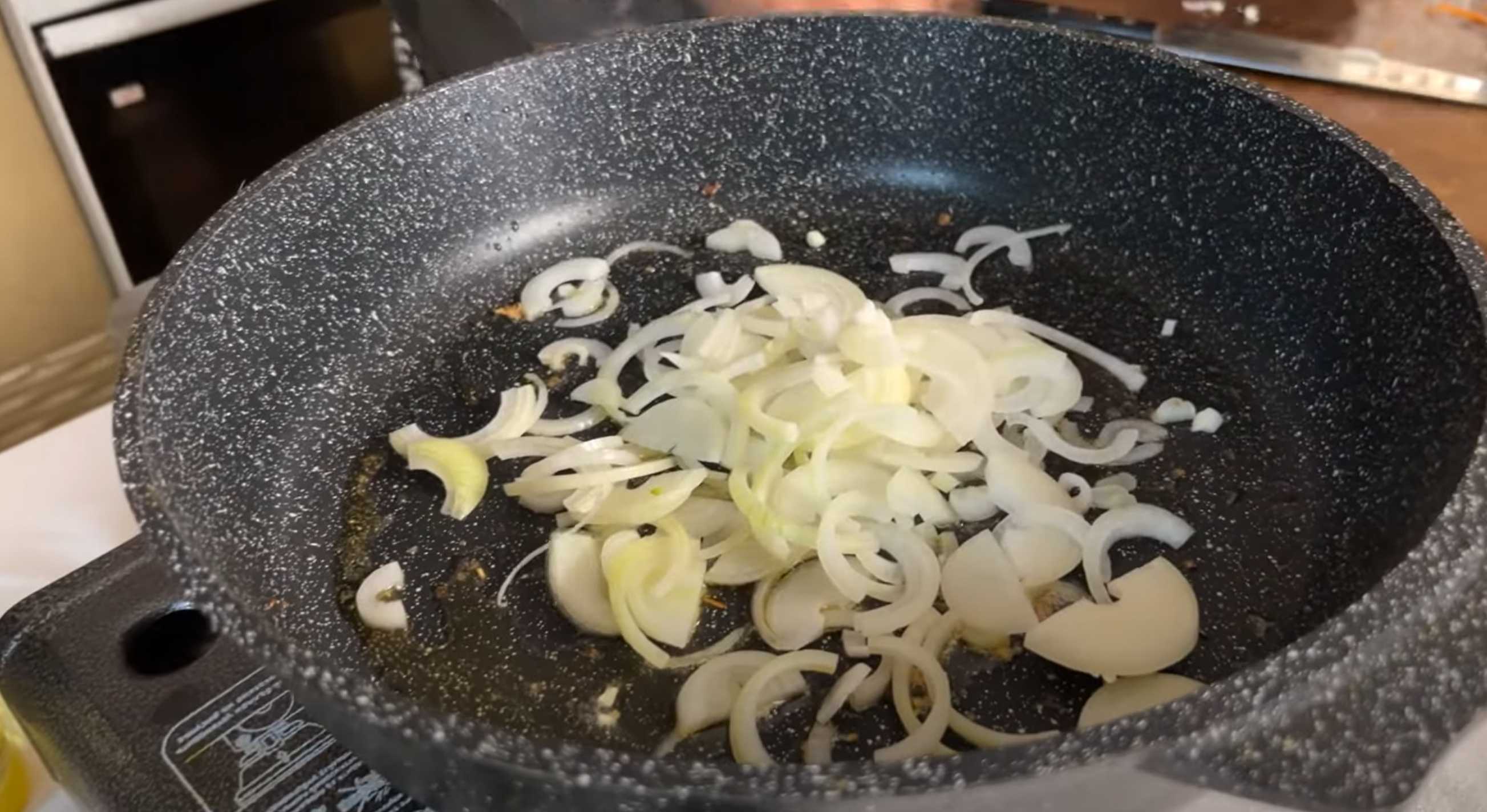 Капустная солянка с мясом-Шаг 5