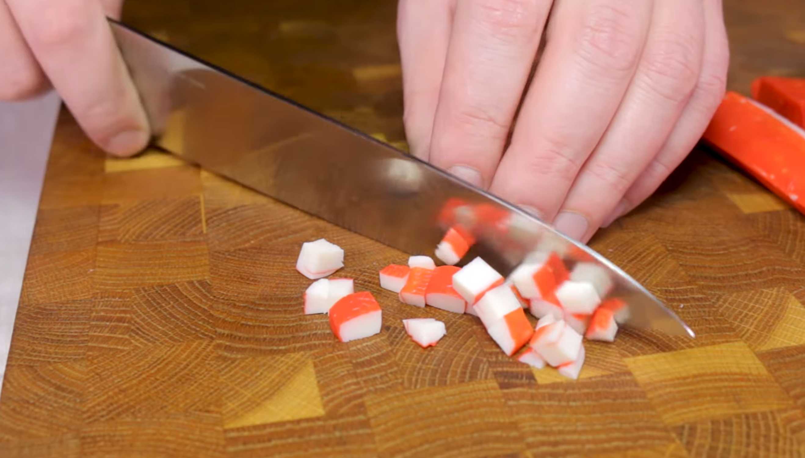 Крабовый салат без риса-Шаг 2