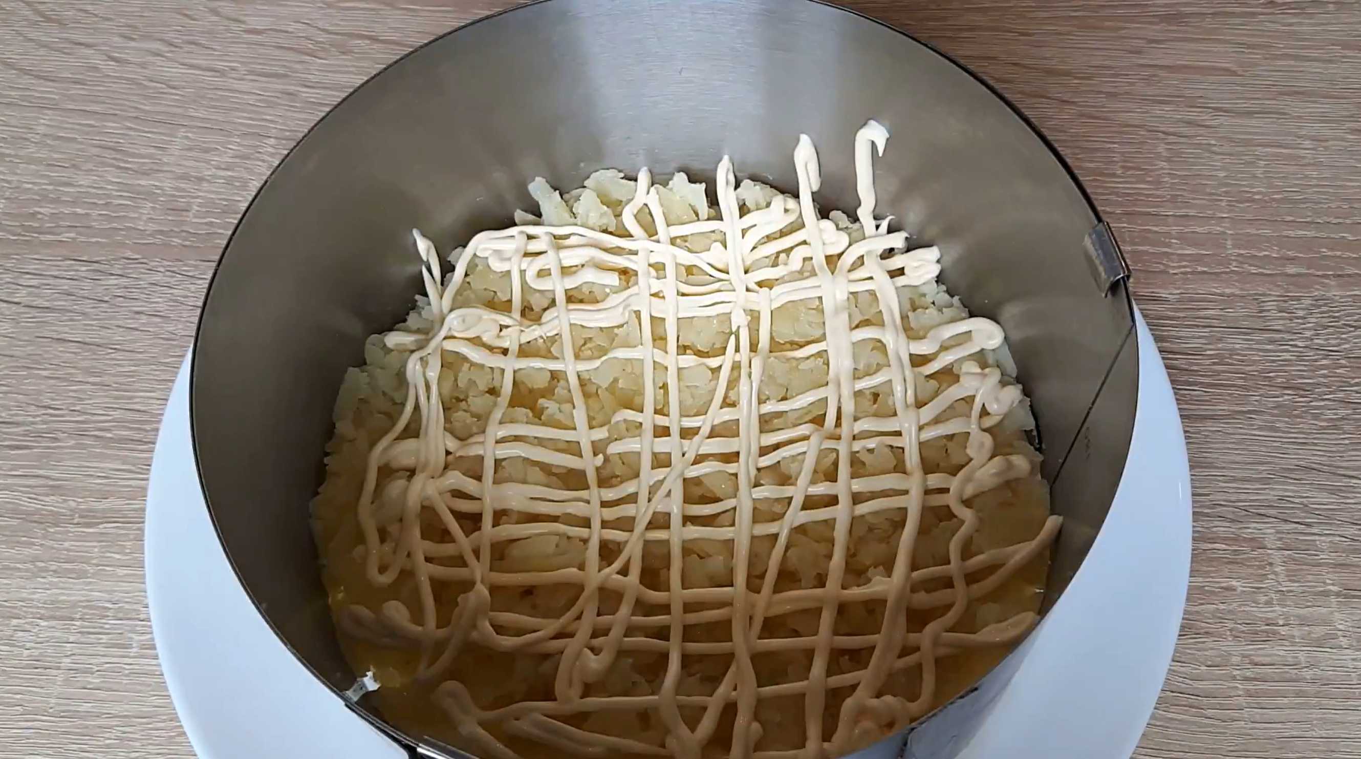 Крабовый салат с тунцом-Шаг 3