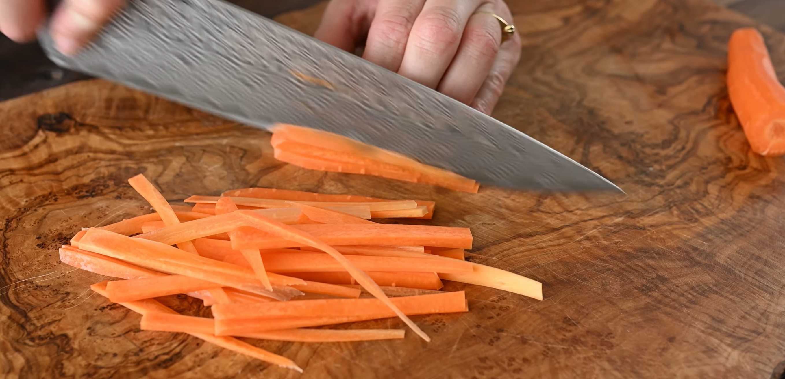 Драники из лука и лука-порея-Шаг 3