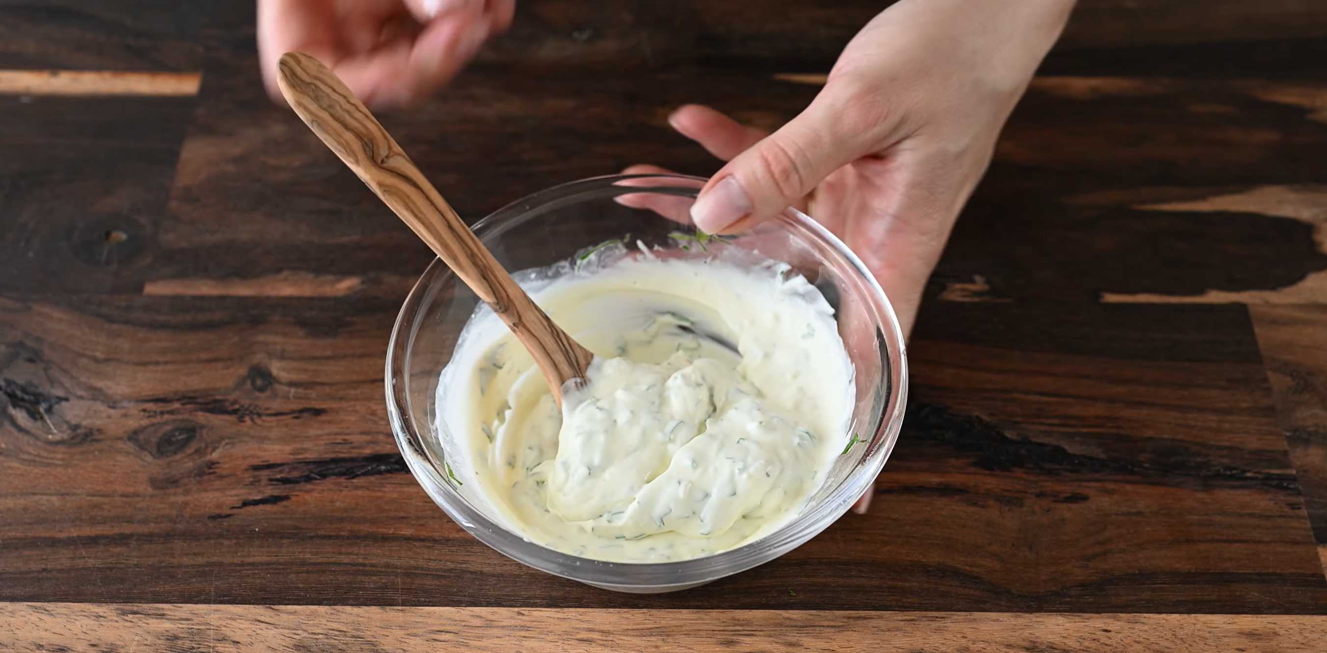 Драники из лука и лука-порея-Шаг 9