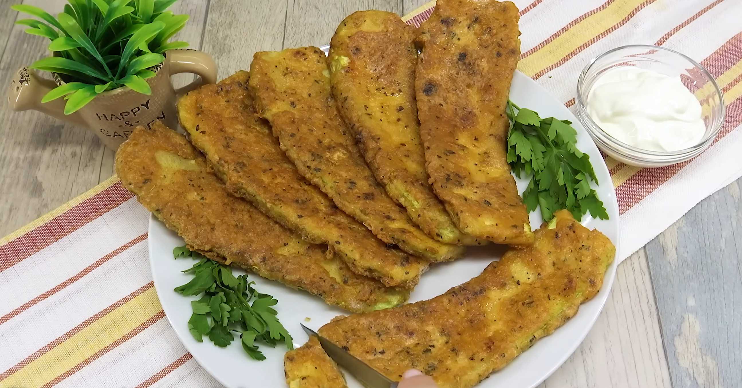 Обжаренные цуккини с сыром и яйцом-Шаг 8