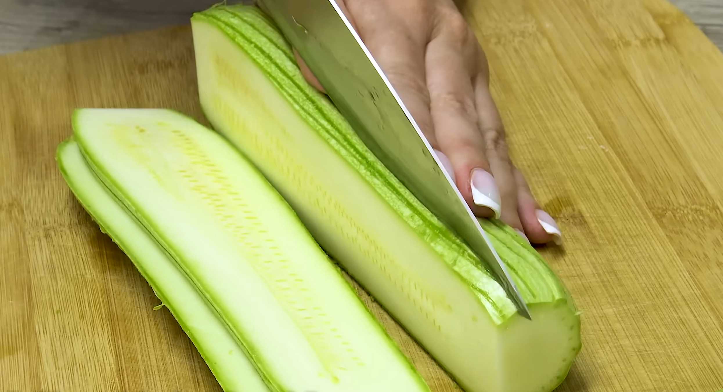 Обжаренные цуккини с сыром и яйцом-Шаг 1