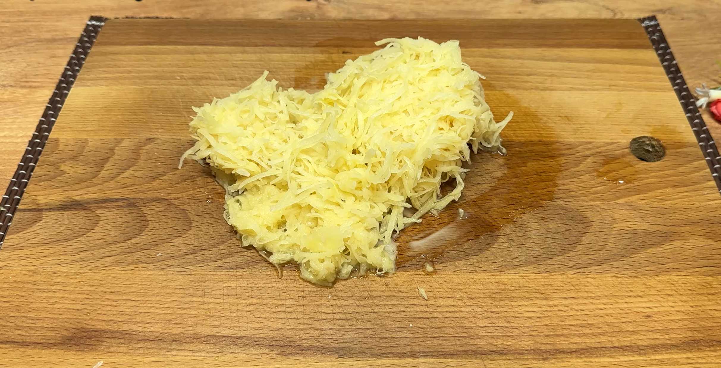 «Маффины» из кабачков и картофеля-Шаг 2