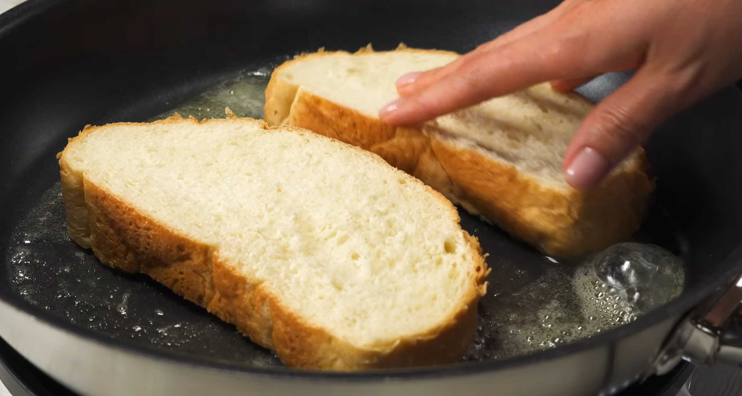 Яйца «Бенедикт» с голландским соусом-Шаг 6