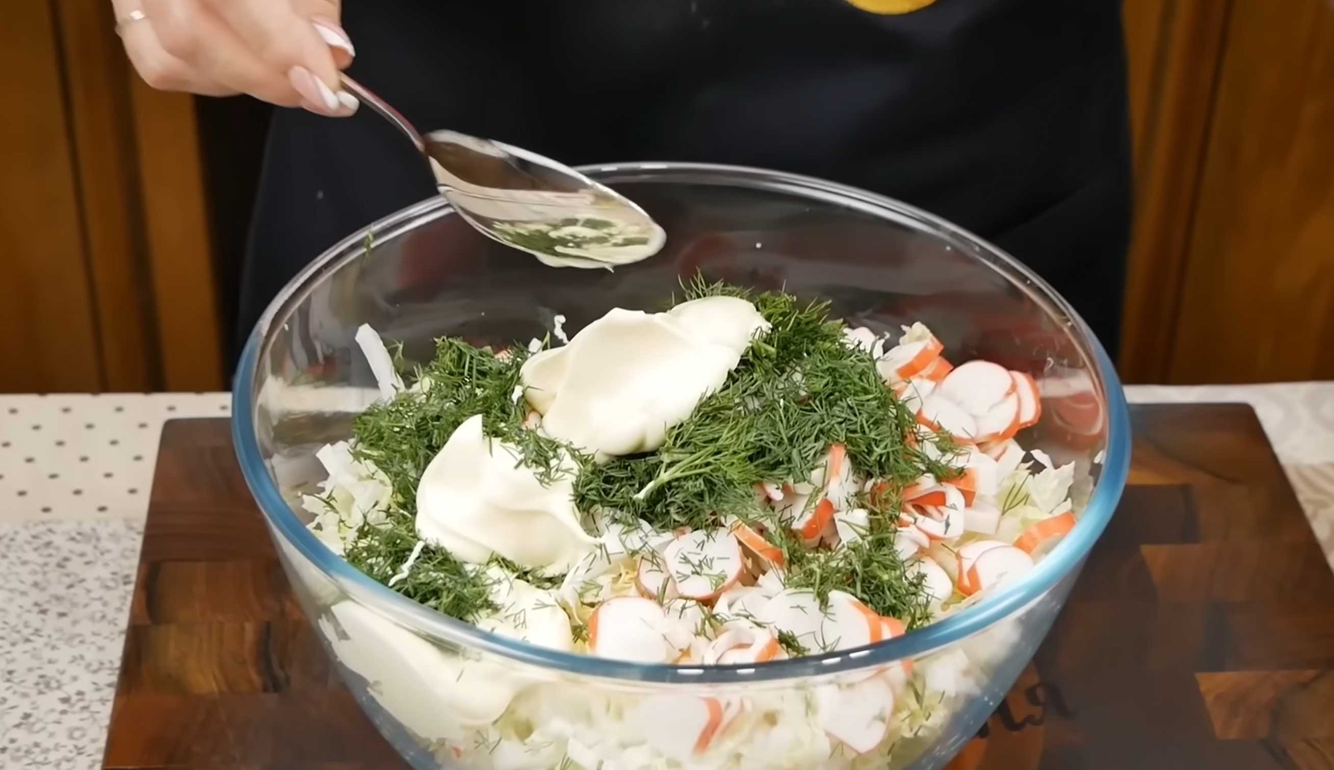 Крабовый салат с пекинской капустой-Шаг 5