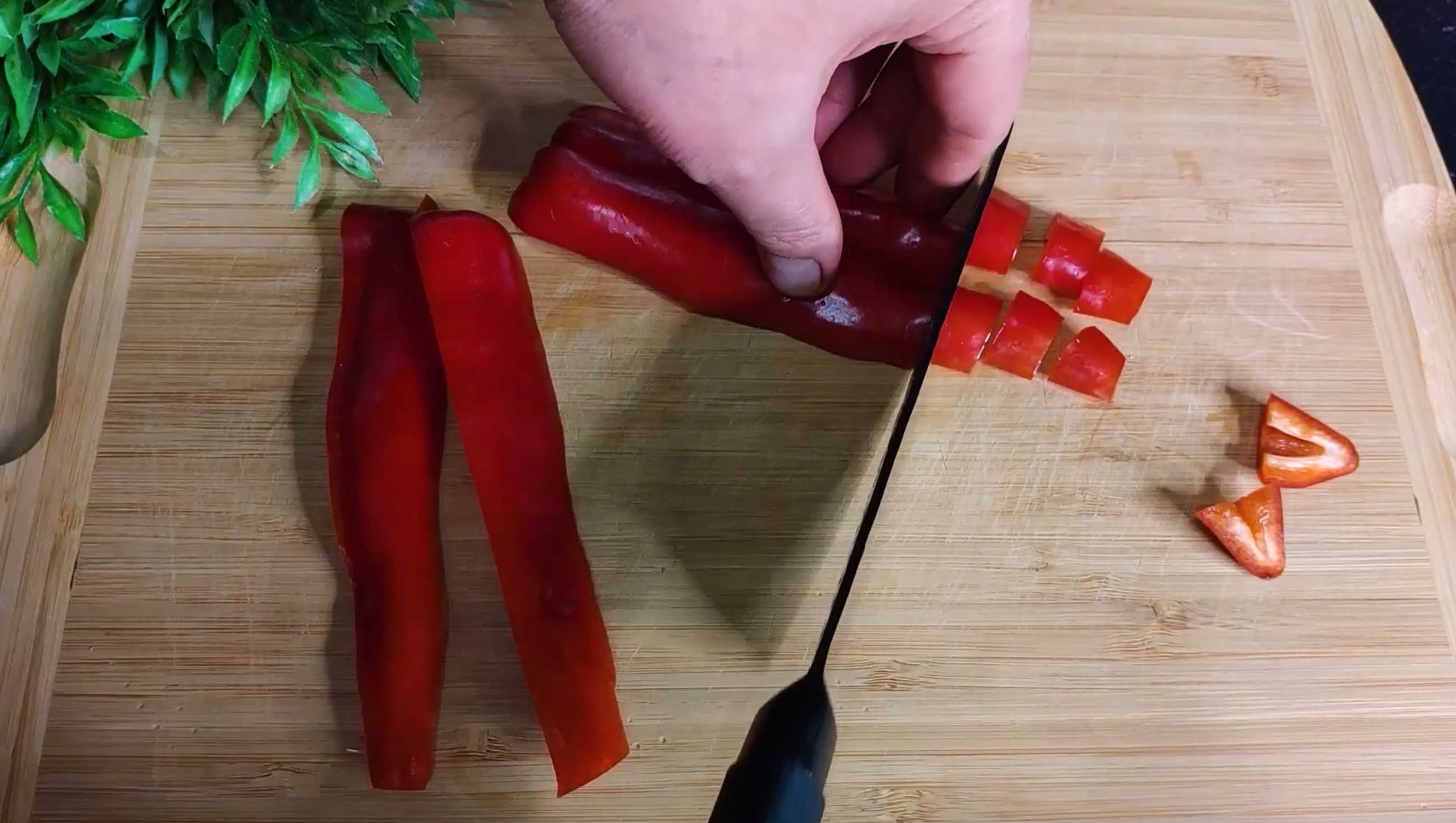 Крабовый салат с болгарским перцем-Шаг 2