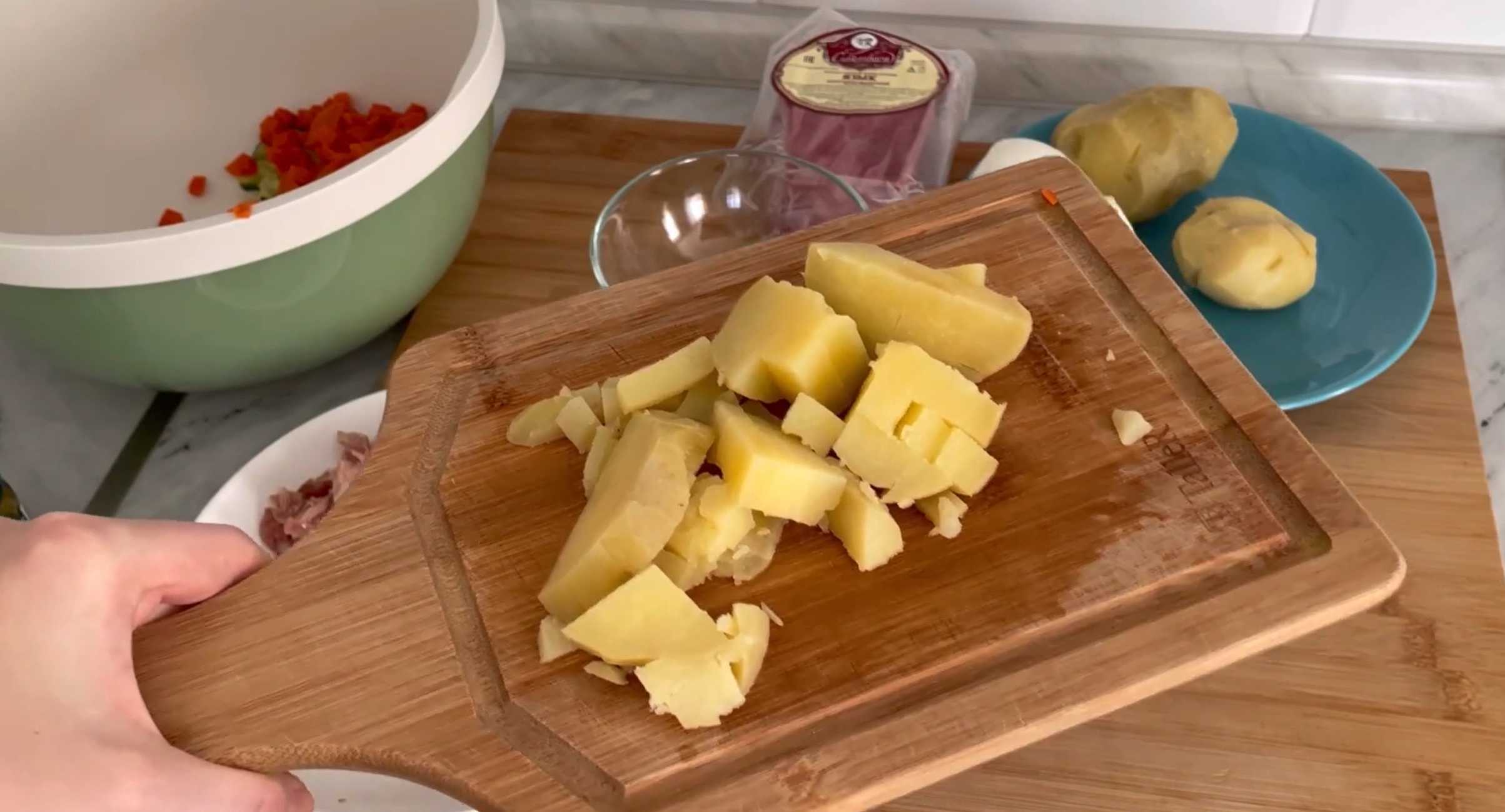 Оливье с перепелкой-Шаг 3