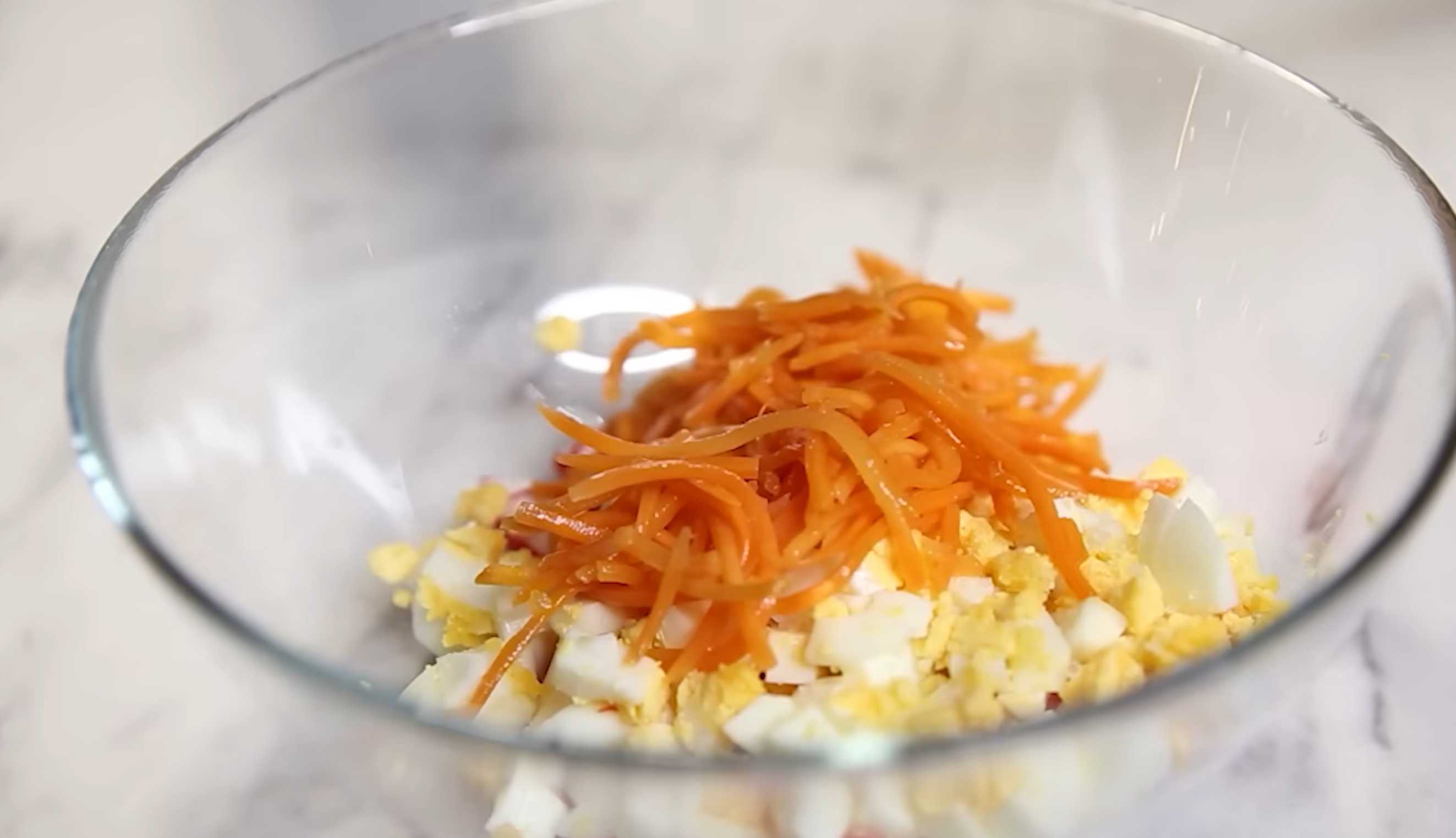 Крабовый салат без огурца-Шаг 3