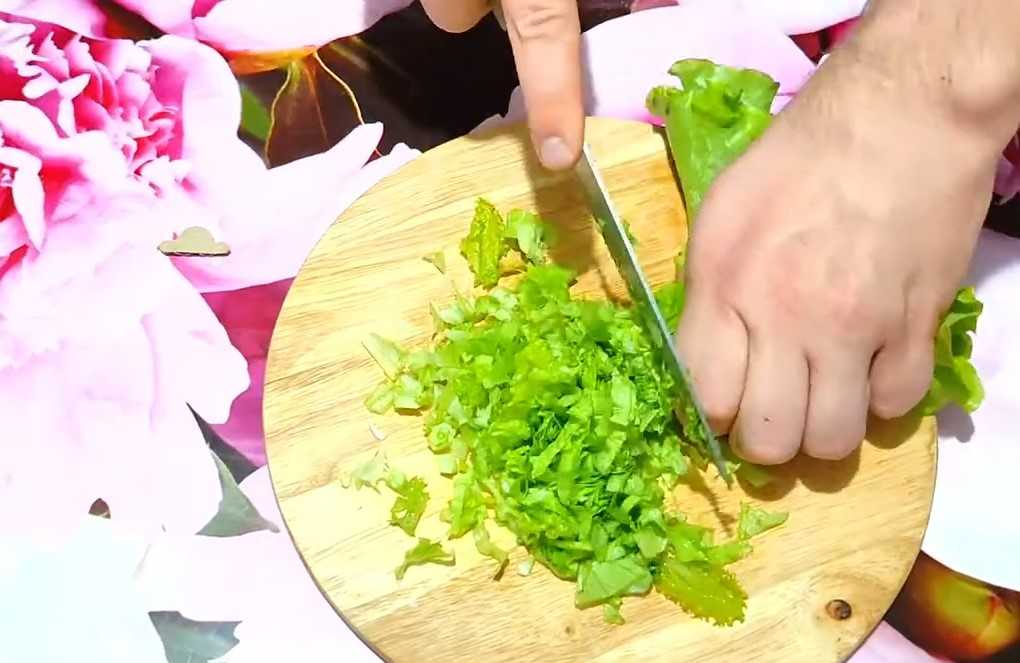 Крабовый салат с гранатом-Шаг 2