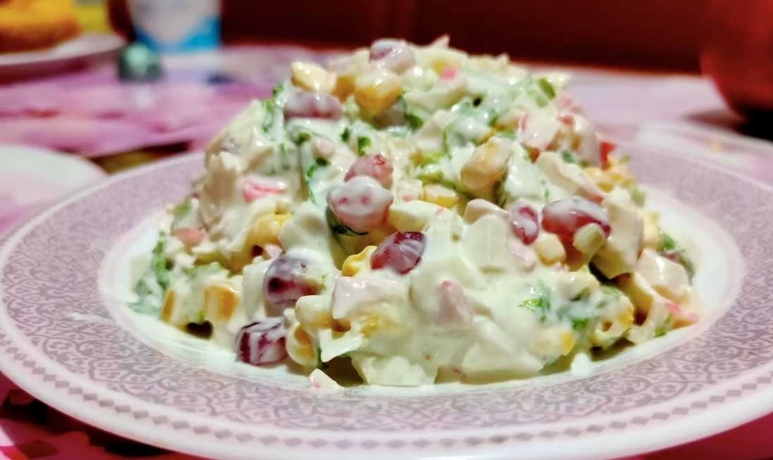 Крабовый салат с гранатом-Шаг 7