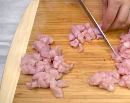 Оливье со свежим огурцом-Шаг 3