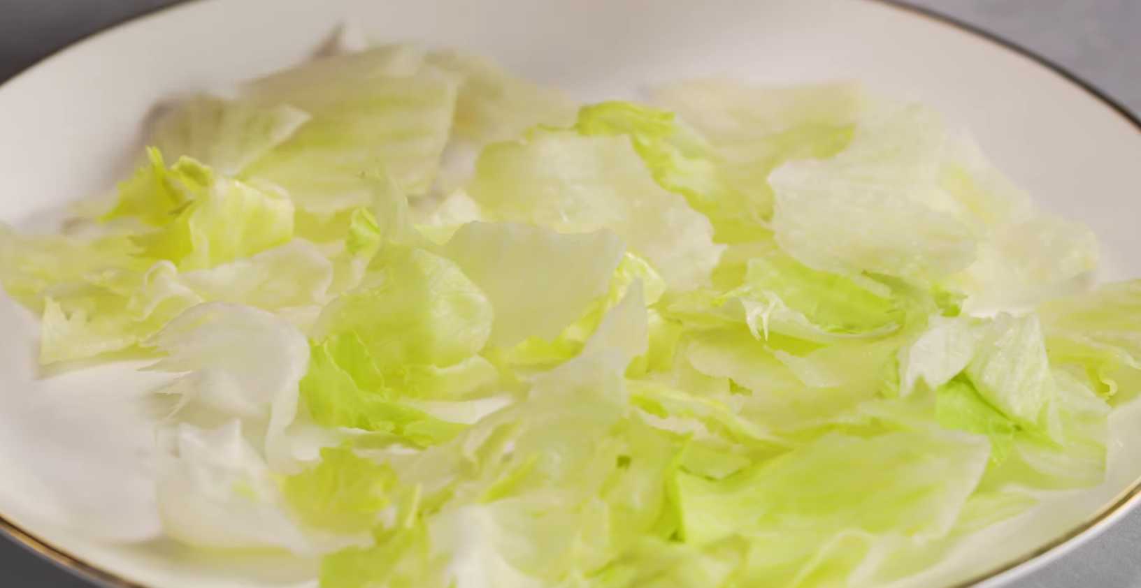 Цезарь с крабовыми палочками-Шаг 2