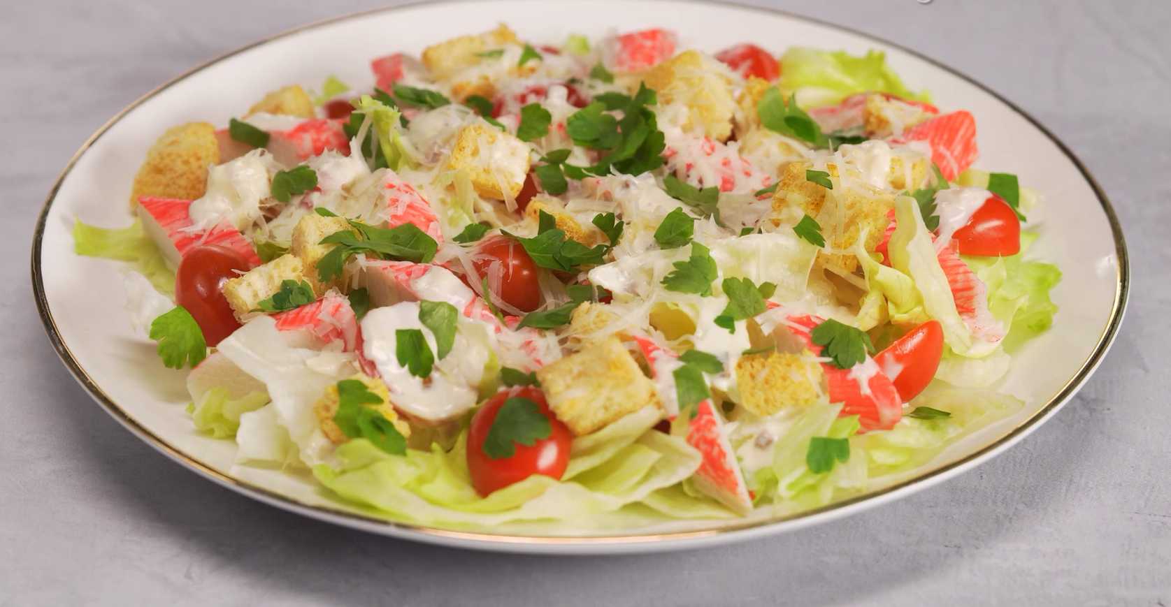 Цезарь с крабовыми палочками-Шаг 8