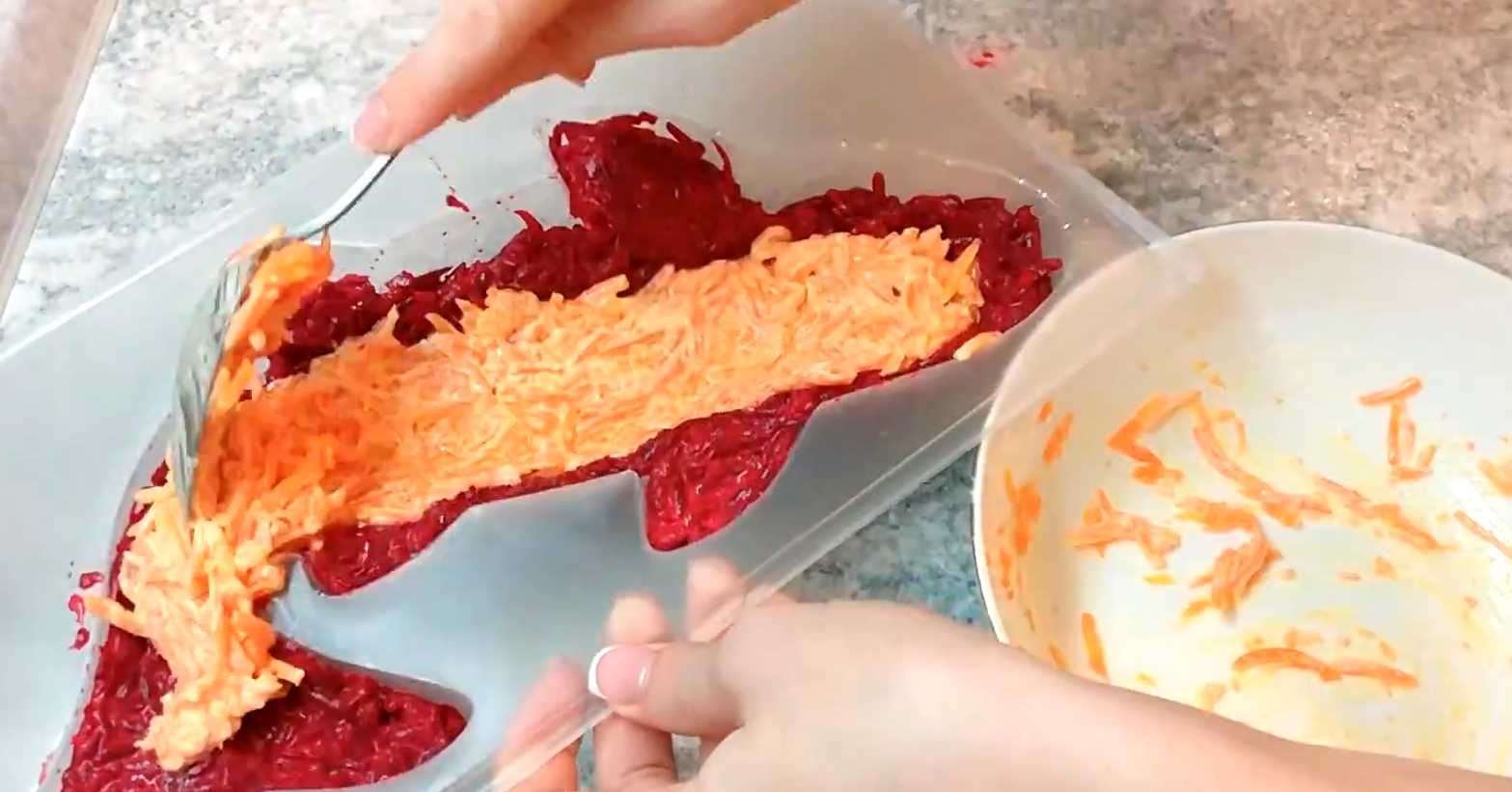 Селедка под шубой в форме рыбы-Шаг 8