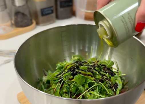 Куриная грудка в аэрогриле с овощным салатом-Шаг 5