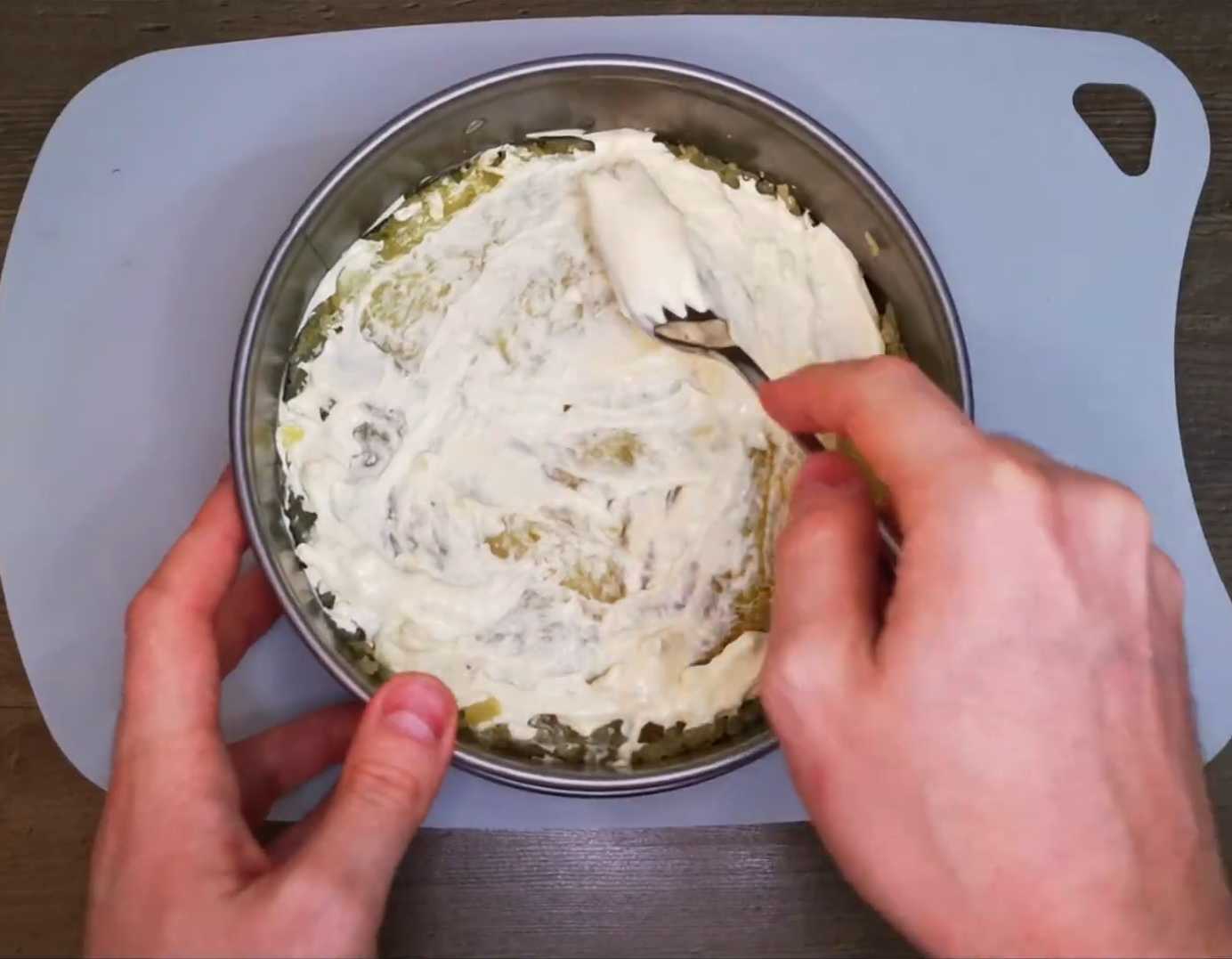 Селедка под шубой с икрой мойвы-Шаг 1