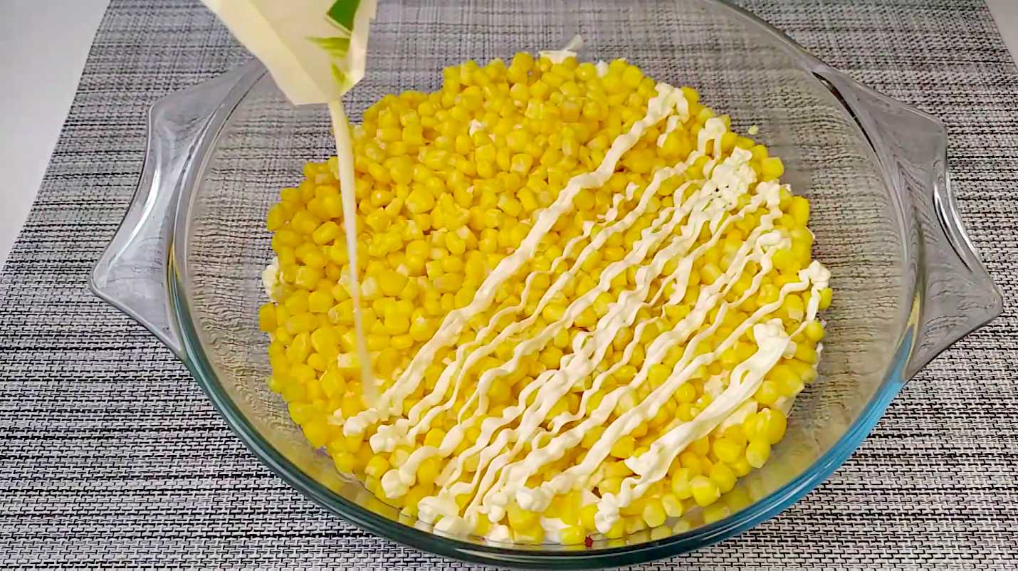 Крабовый салат с киви-Шаг 3