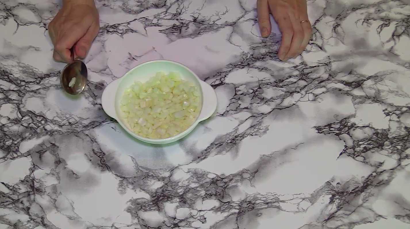 Маринованный лук для селедки под шубой-Шаг 5