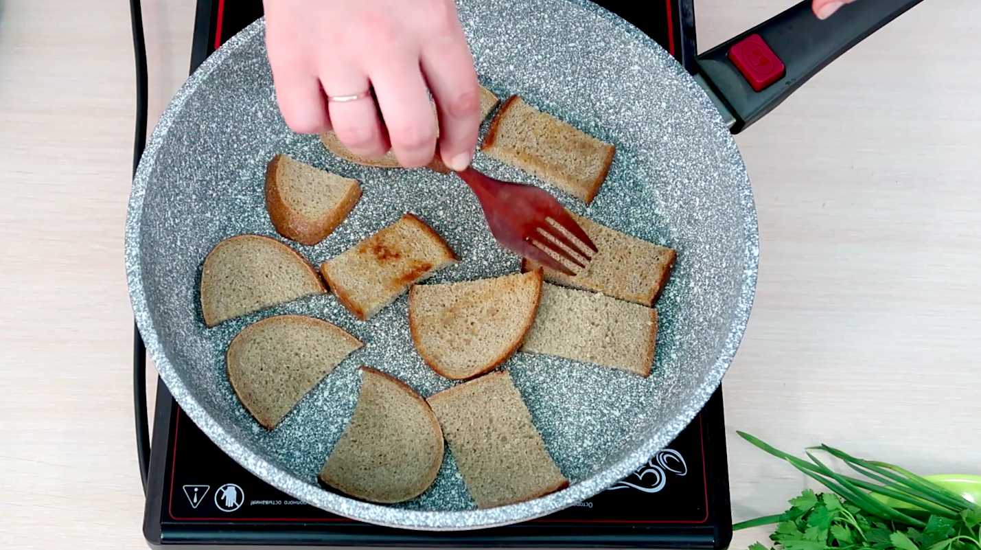 Бутерброды с селедкой под шубой-Шаг 2