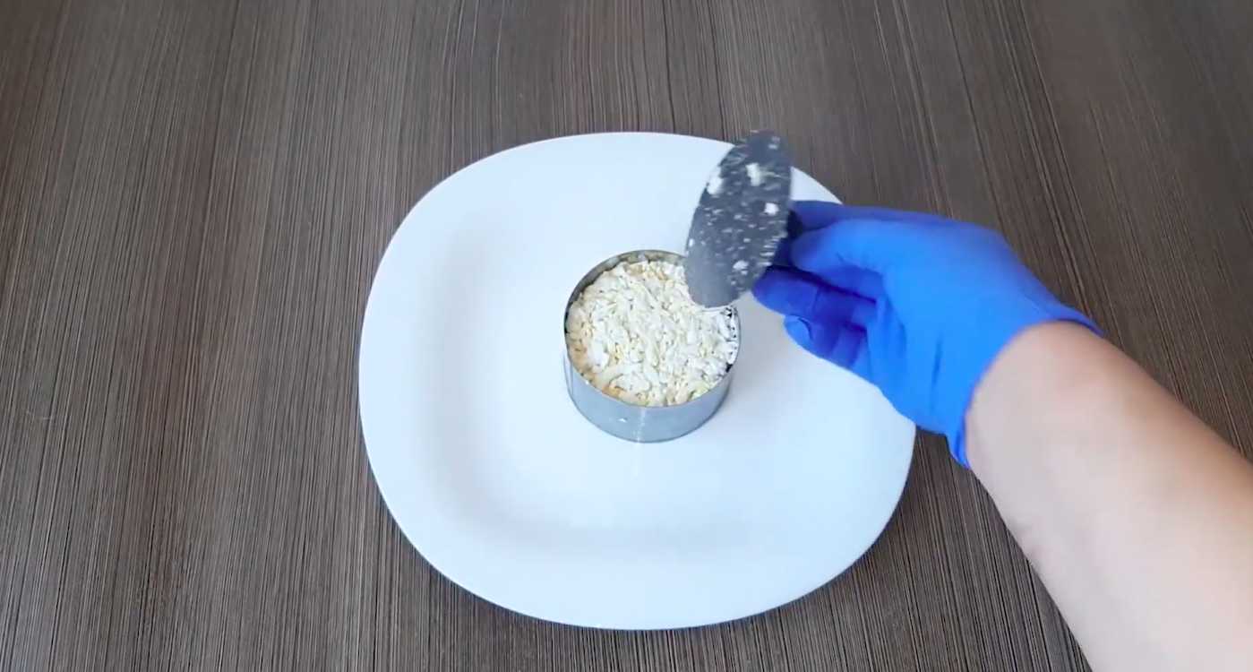 Селедка под шубой без свеклы-Шаг 6