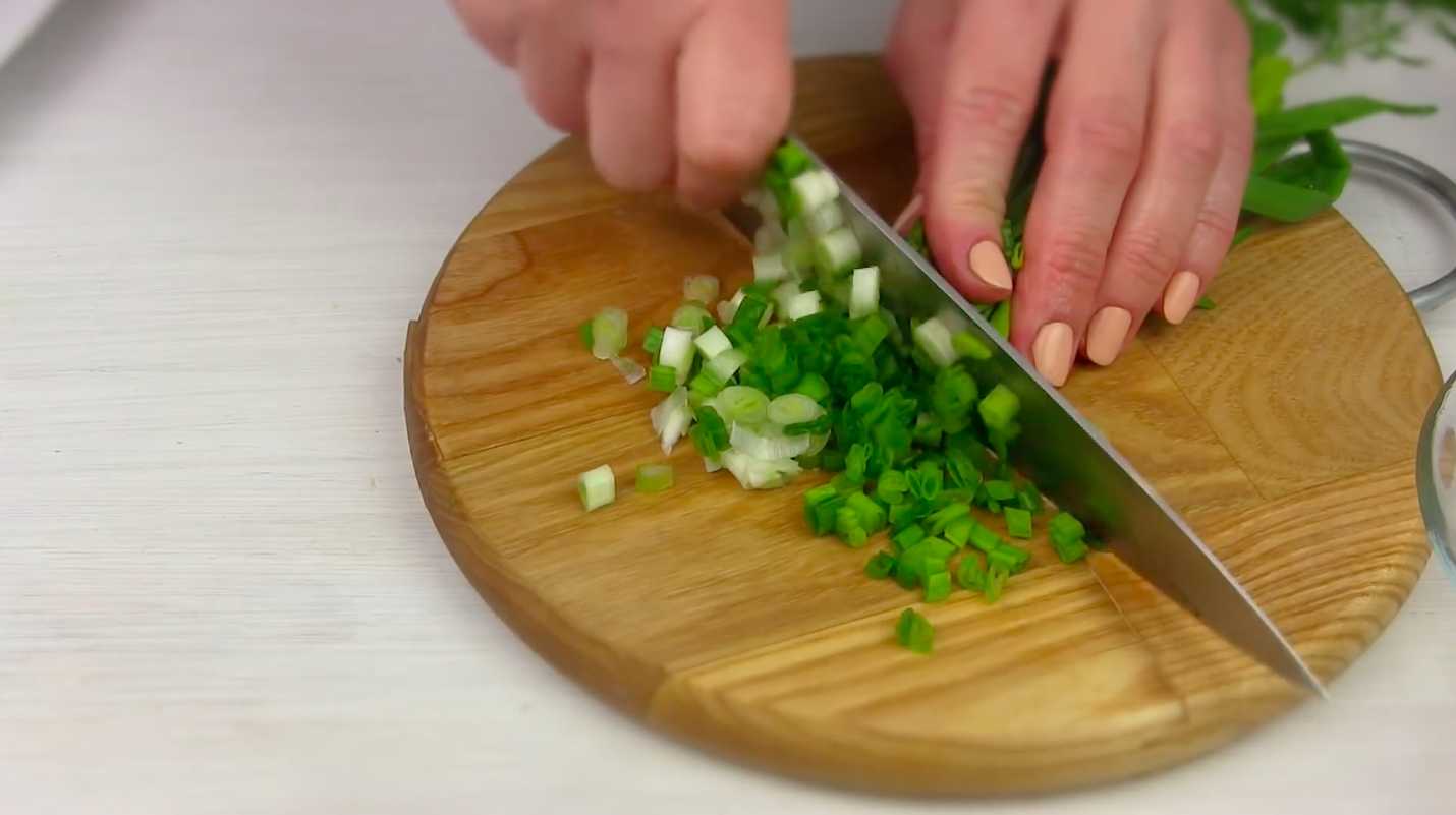 Селедка под шубой со свежим огурцом-Шаг 3