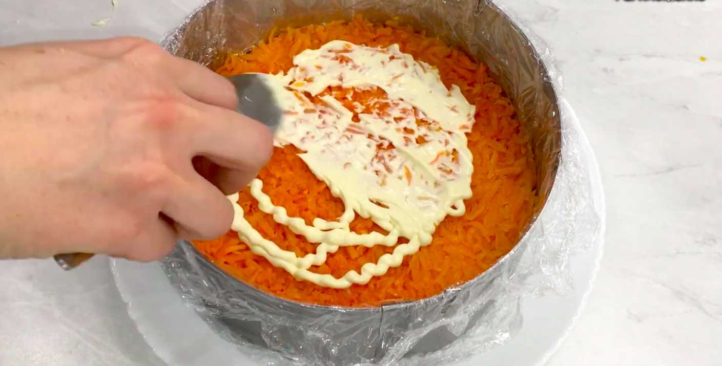 Селедка под шубой со шпротами-Шаг 5