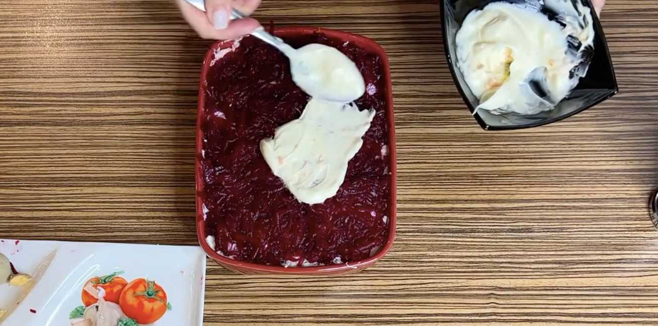 Селедка под шубой с щучьей икрой-Шаг 8