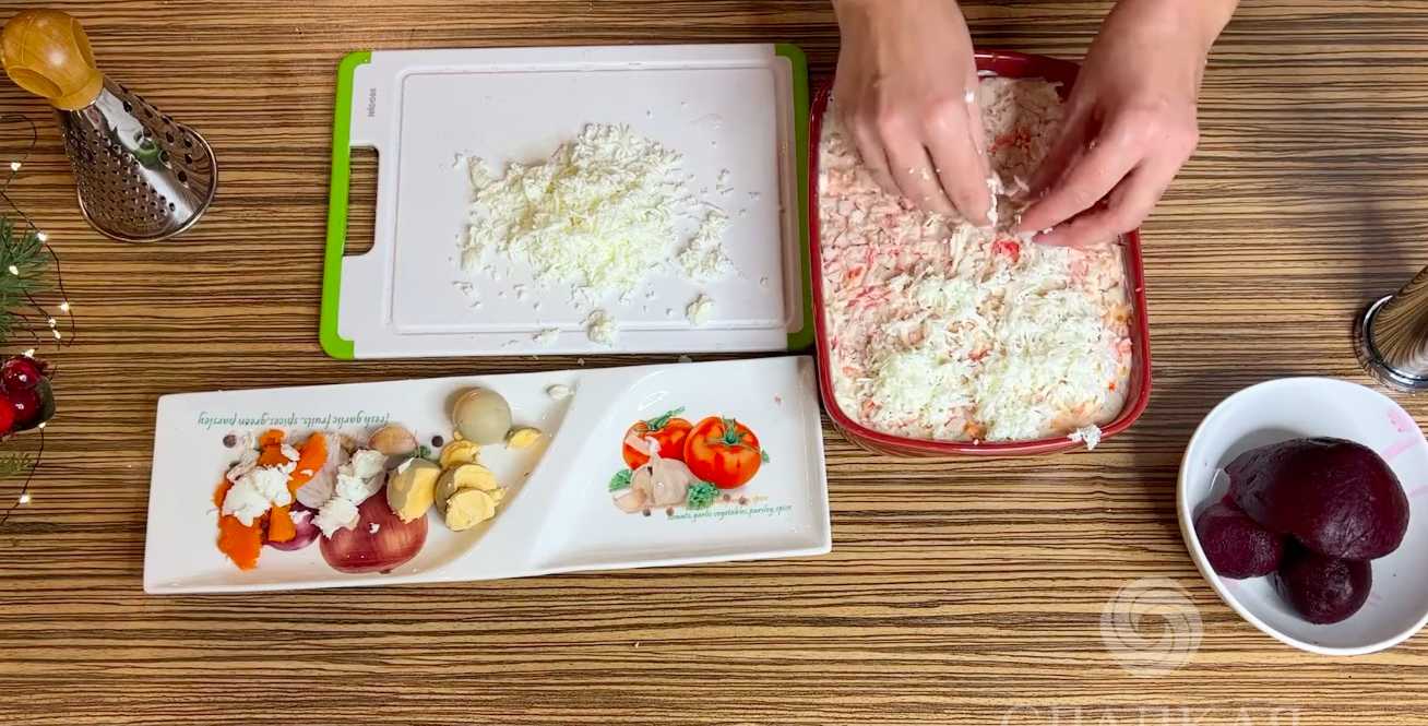 Селедка под шубой с щучьей икрой-Шаг 7