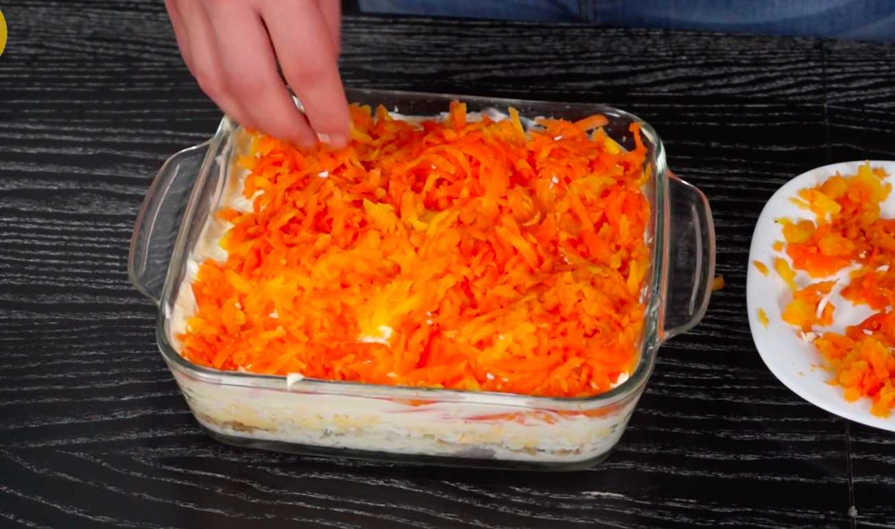 Селедка под шубой с яблоком-Шаг 7