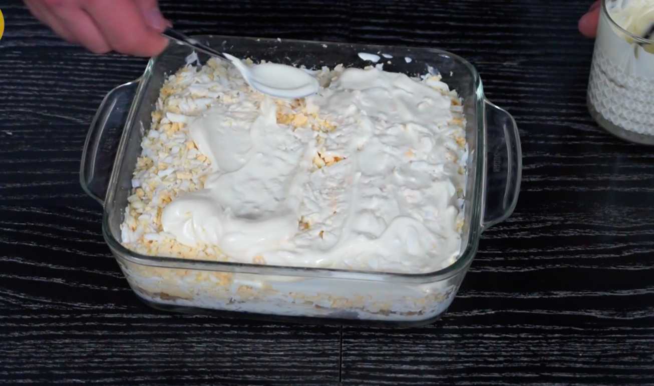 Селедка под шубой с яблоком-Шаг 6