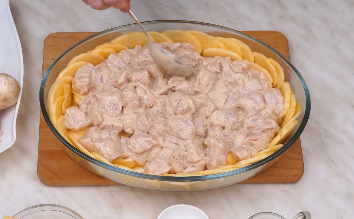 Запечённое куриное филе с грибами-Шаг 10