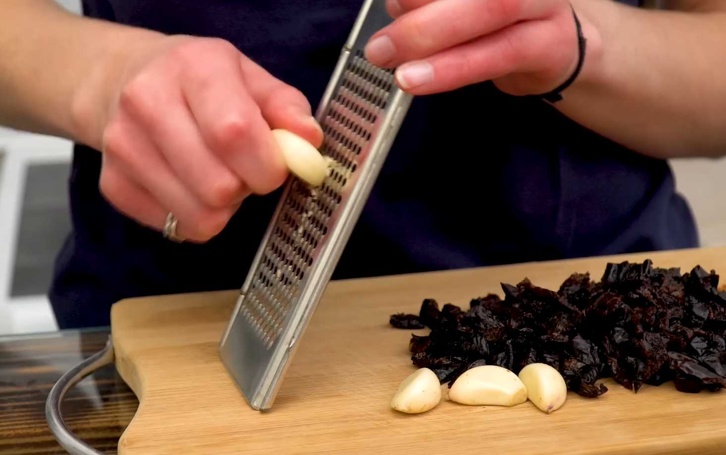 Куриные рулетики с черносливом-Шаг 5