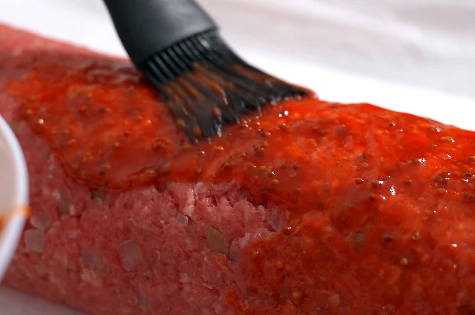 Рулет из фарша с грибами и сыром-Шаг 11