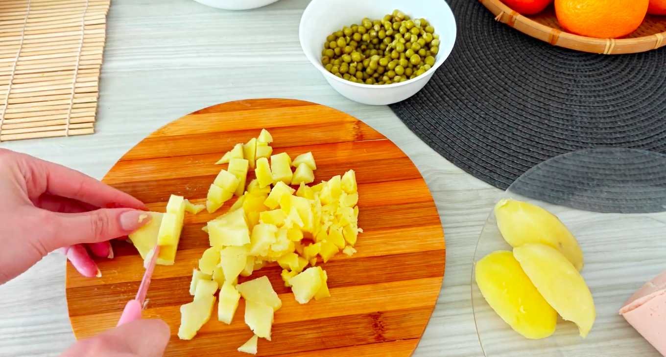 Оливье вегетарианский без колбасы-Шаг 5