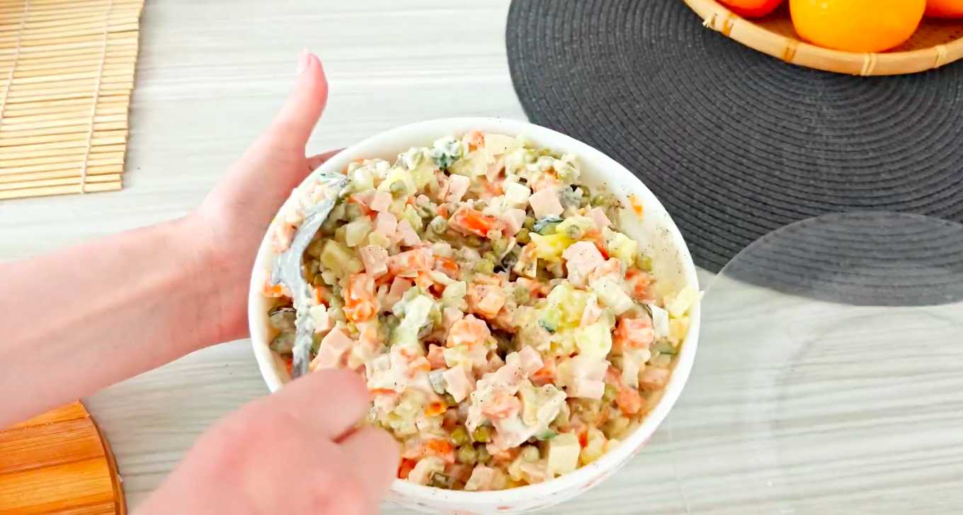 Оливье вегетарианский без колбасы-Шаг 9