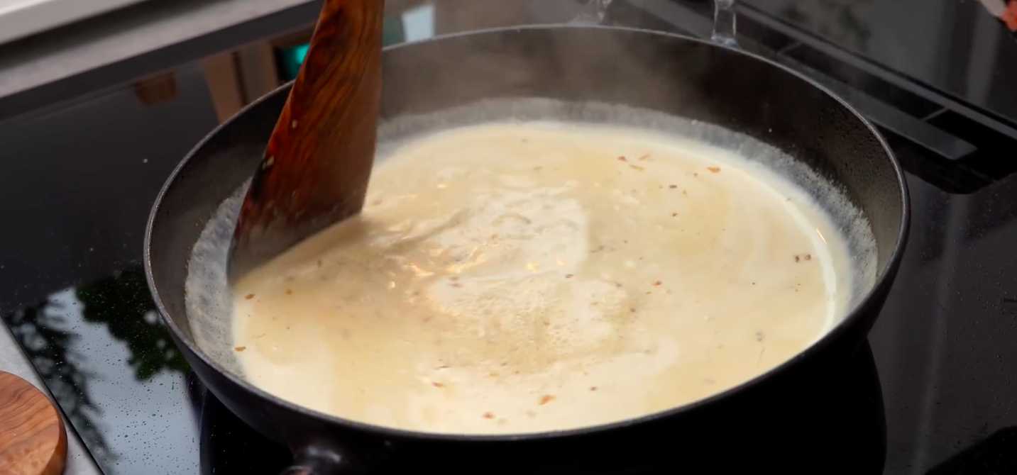 Хрустящая курица в сливочно-чесночном соусе с пармезаном-Шаг 8