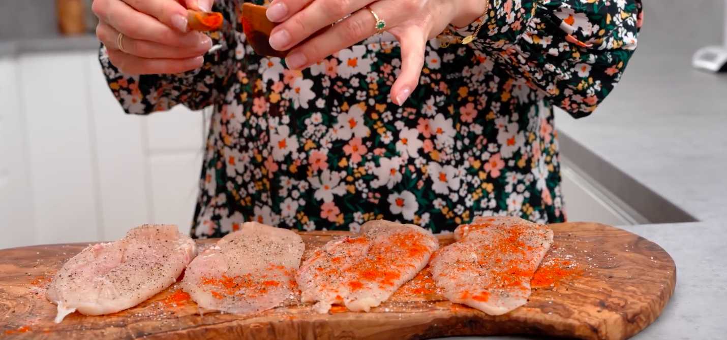 Хрустящая курица в сливочно-чесночном соусе с пармезаном-Шаг 2