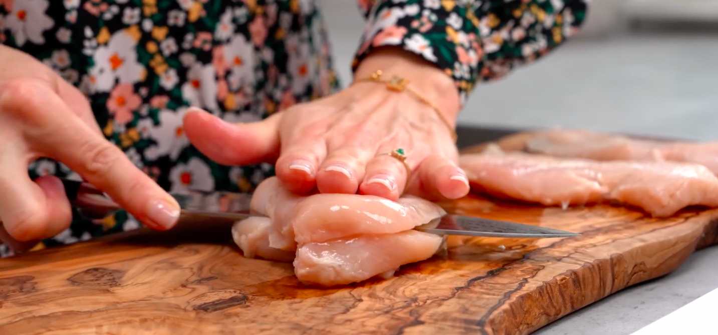 Хрустящая курица в сливочно-чесночном соусе с пармезаном-Шаг 1