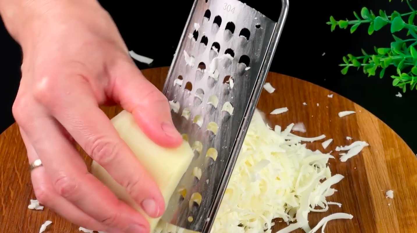 Традиционные картофельные рулетики с мясной начинкой-Шаг 16