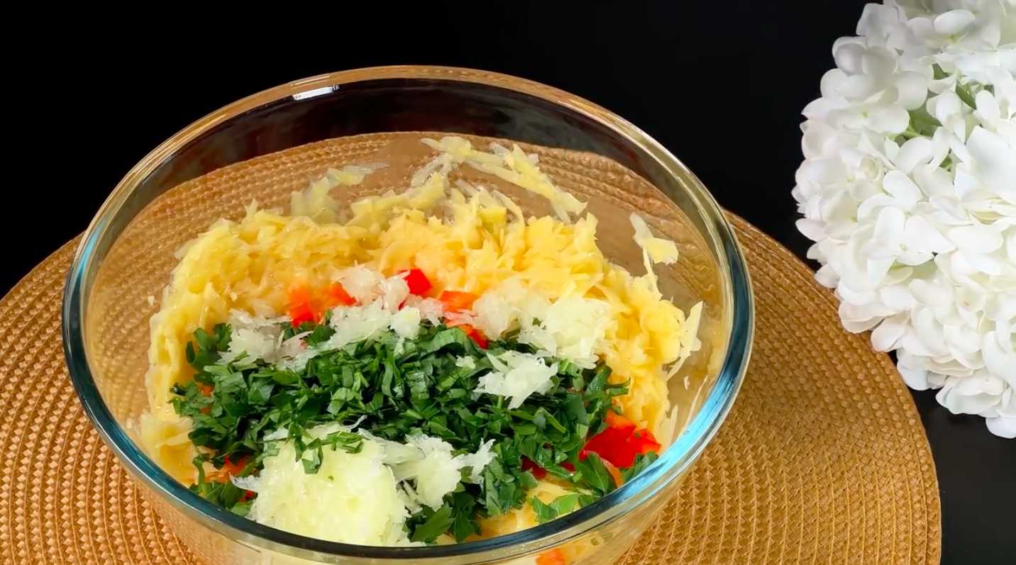 Традиционные картофельные рулетики с мясной начинкой-Шаг 6