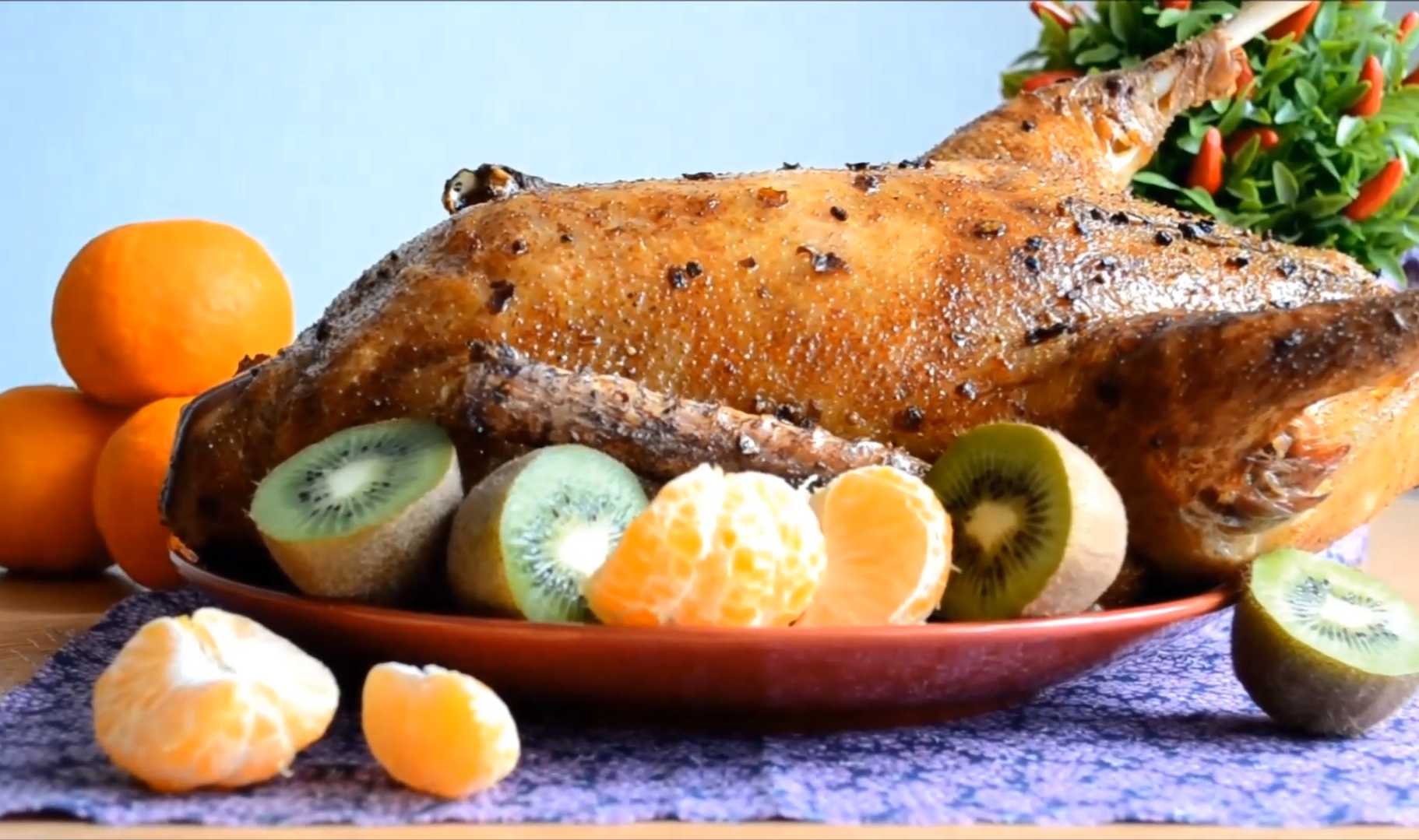 Гусь фаршированный гречкой-Шаг 11